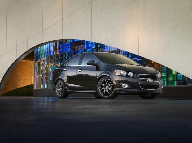 2014-Chevrolet-SonicDusk-023