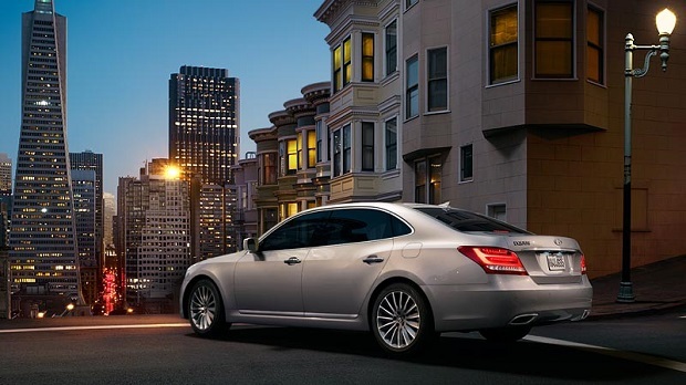 2014 Hyundai Equus Rear