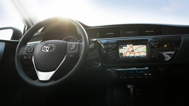 2014 toyota corolla dash interior