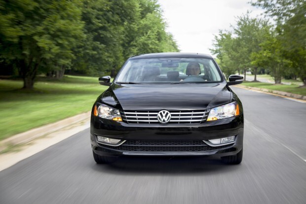 2014_volkswagen_passat_grill