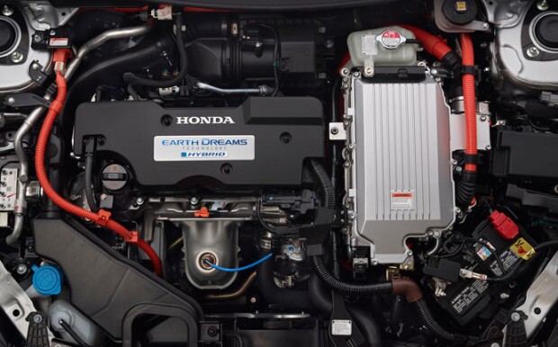 2014-honda-accord-hybrid-sedan-engine