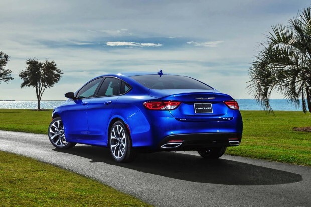 Chrysler-200-New-7[7]