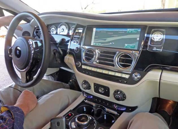Rolls-Royce-Wraith-Dsh