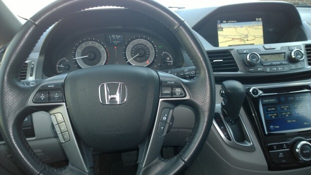2014 Honda Odyssey Touring Elite Dash