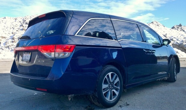 2014 Honda Odyssey Touring Elite Rear Quarter