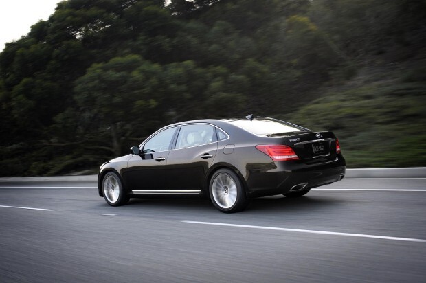 2014 Hyundai Equus Profile