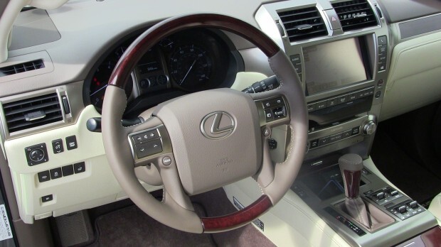 2014_lexus_gx460_interior_dash
