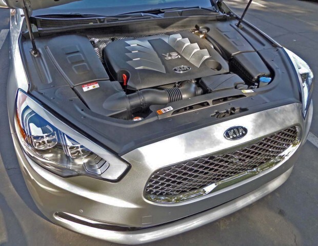 2015-Kia-K900-Engine