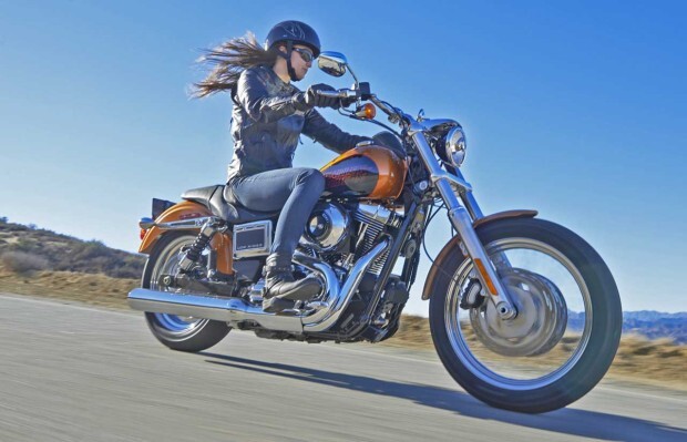 H-D-Low-Rider-action