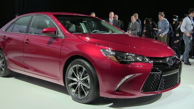 2015 Toyota Camry Side