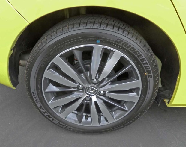 Honda-Fit--Whl