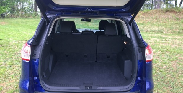 2014 Ford Escape Titanium 4WD Cargo