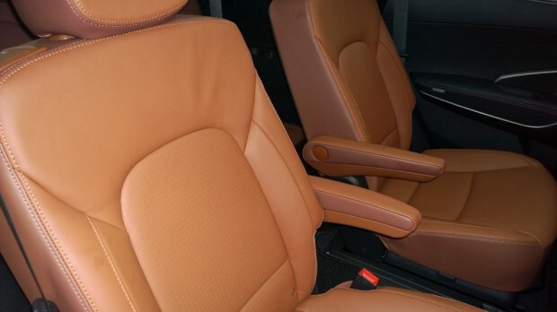 2014 Hyundai Santa Fe Seating