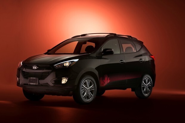Hyundai Tuscon The Walking Dead Front