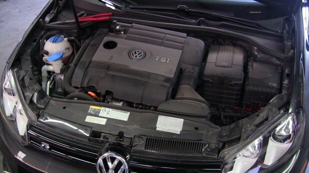 2013_vw_golf_r_stock_engine
