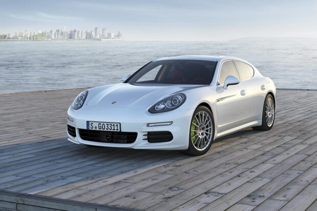 2014 Porsche Panamera Front