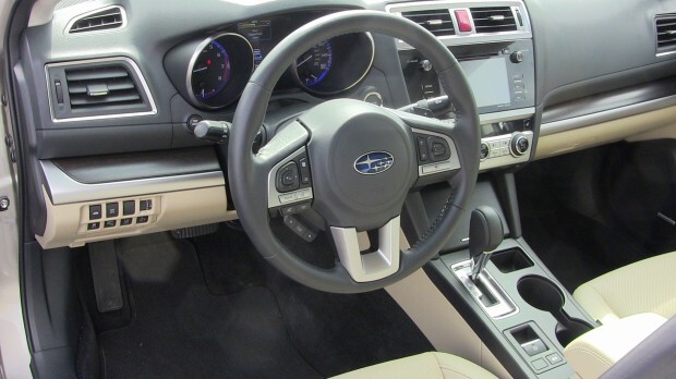 2015_subaru_legacy_steering_wheel_dash