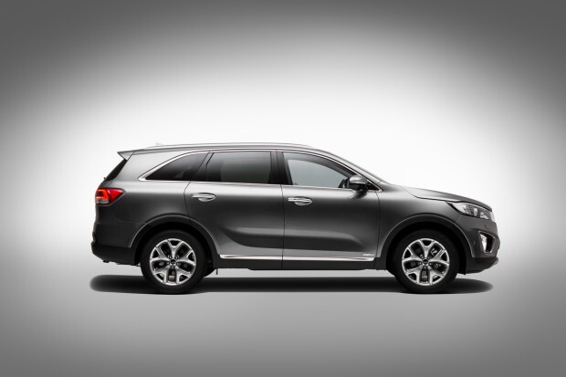 2016-kia-sorento-side_doors
