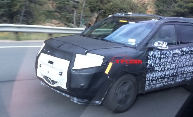 2016_ford_explorer_grille_spy