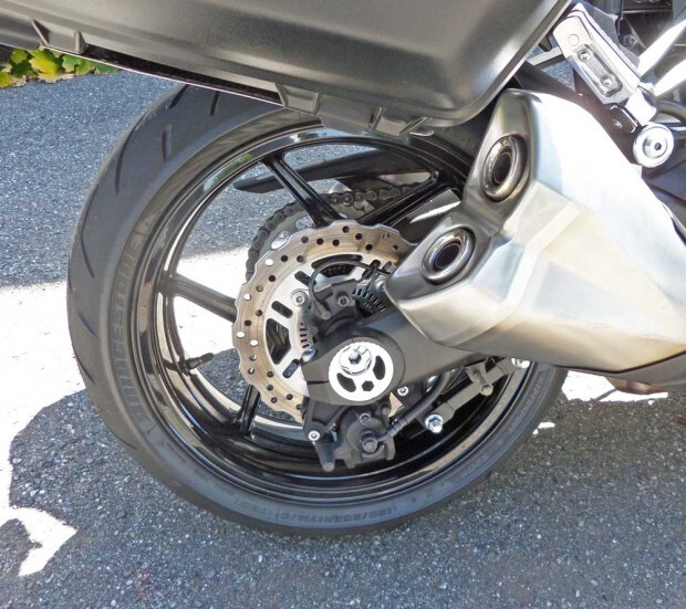 Kawasaki-Ninja-1000-RWhl