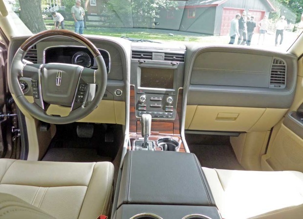 Lincoln-Navigator-Dsh