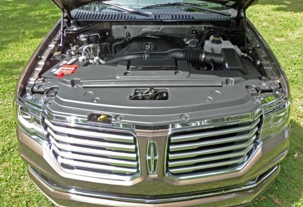 Lincoln-Navigator-Eng