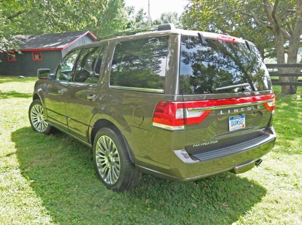 Lincoln-Navigator-LSR