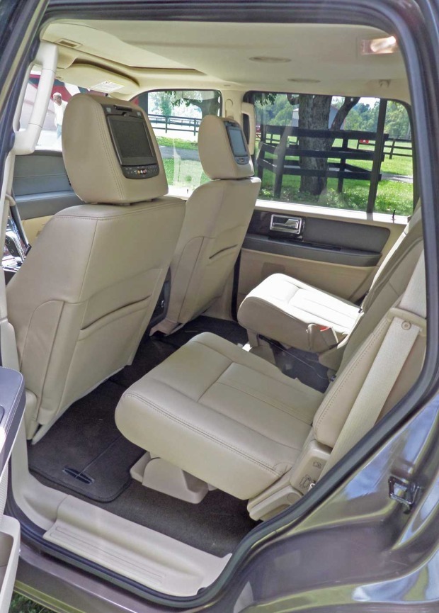 Lincoln-Navigator-RR-ST