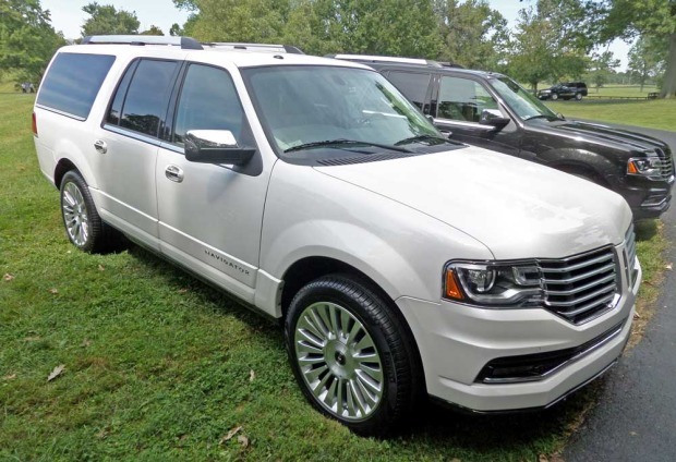 Lincoln-Navigator-RSF-Wht