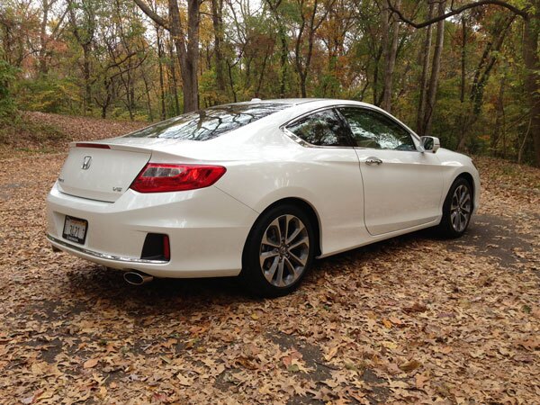 2015-Honda-Accord-Coupe-thr