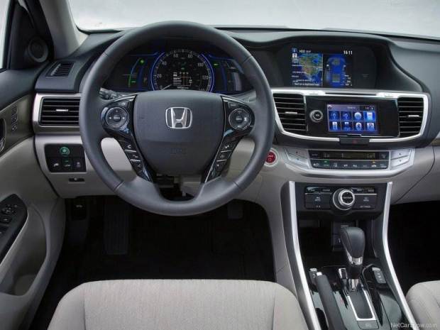 2015-accord-interior
