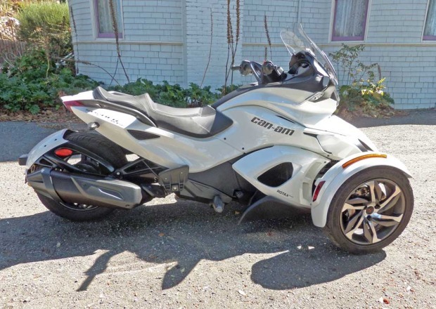 Can-Am-Spyder-RSD