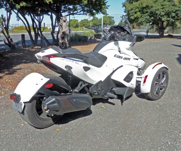 Can-Am-Spyder-RSR