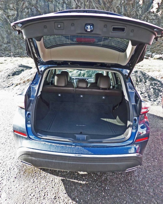 Nissan-Murano-Crgo