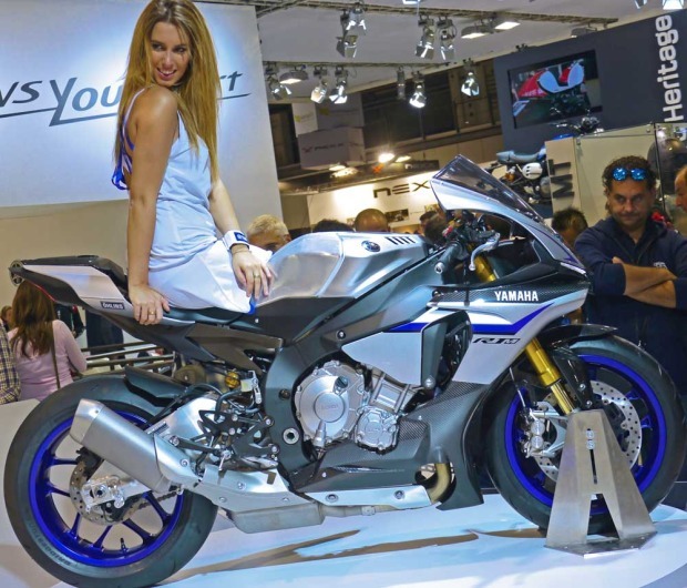 Yamaha-YZF-R1M-(note-M-model)