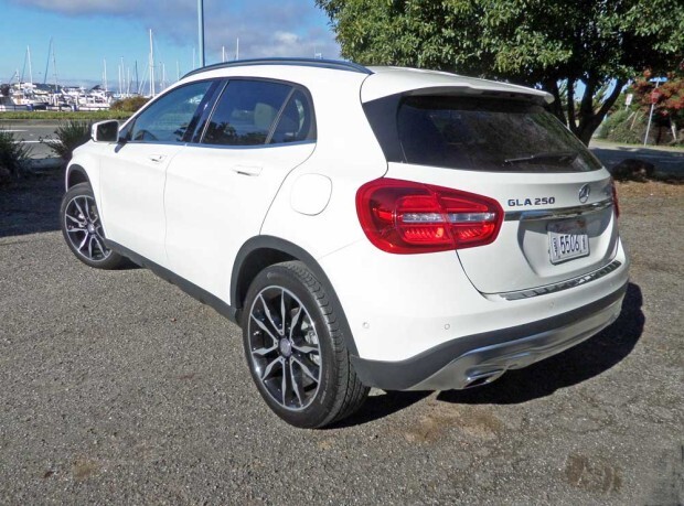 MBZ-GLA250-4MATIC-LSR