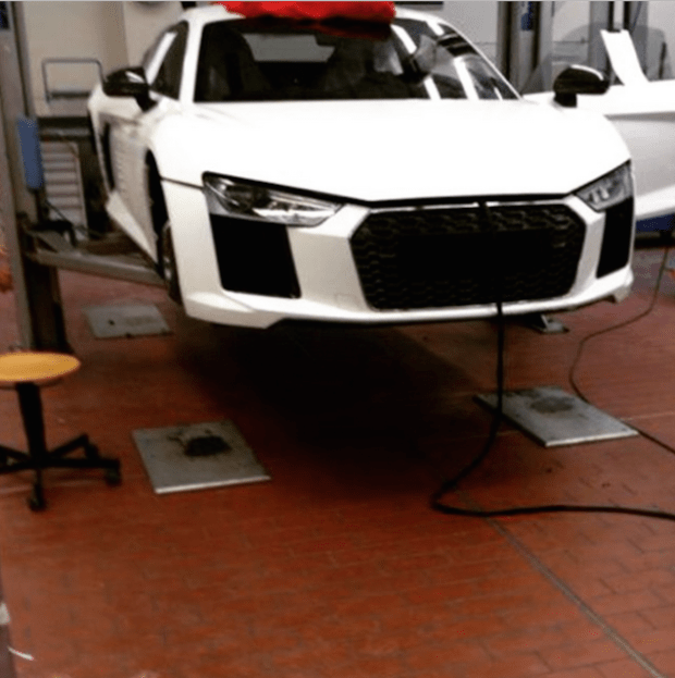 Is this the 2016 Auid R8?
