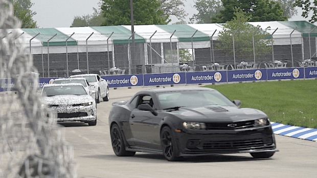 2016 chevy camaro track review