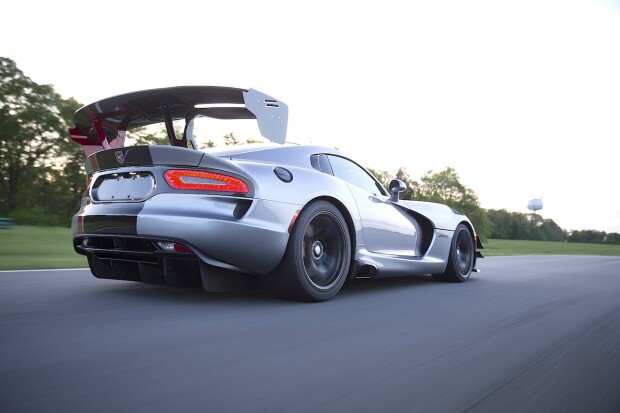 2016 dodge viper acr racing street track