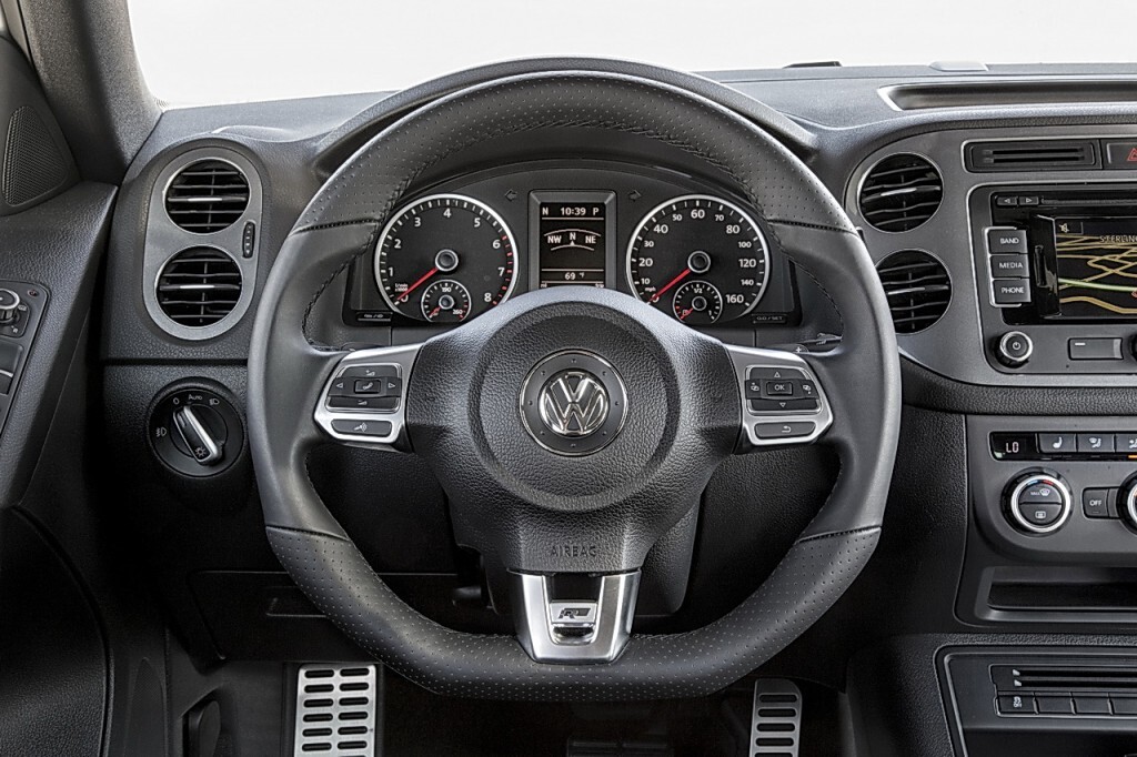 vw tiguan interior