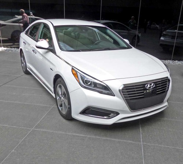 2016 Hyundai-Sonata-Hybrid