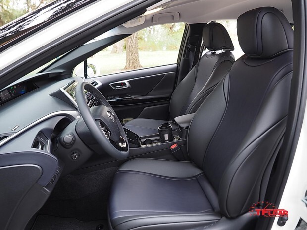 2016 Toyota Mirai front seats