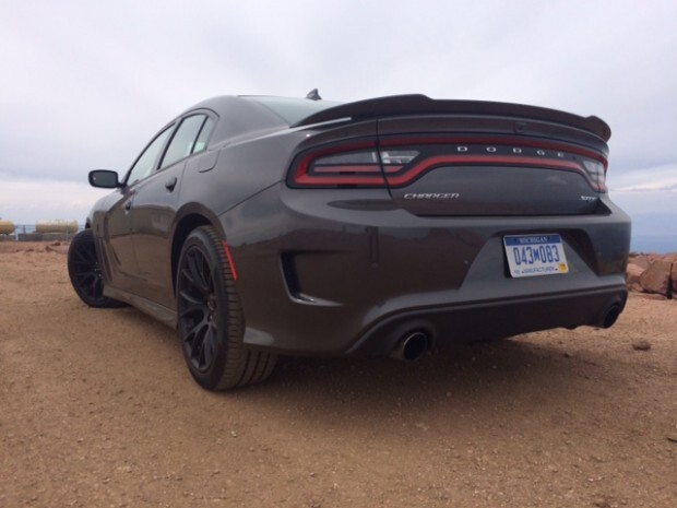 2015 Dodge Charger SRT Hellcat 