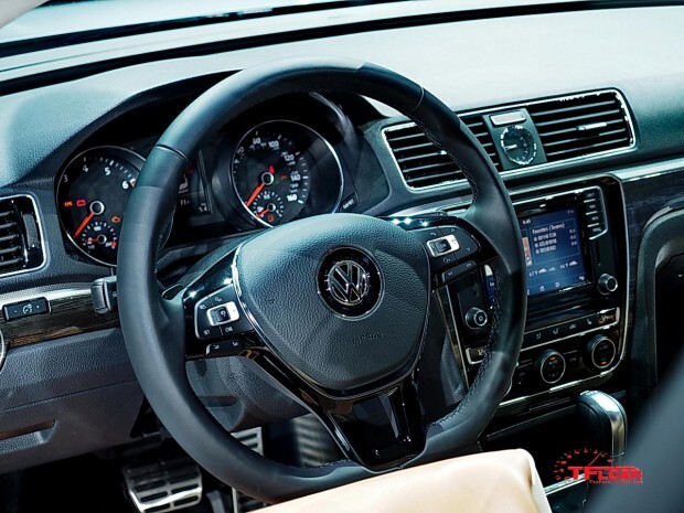 2016 VW Passat interior