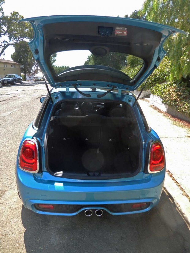 MINI-Cooper-S-4-Dr-HT-Htch