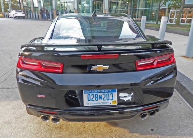 Chevy-Camaro-SS-Tail