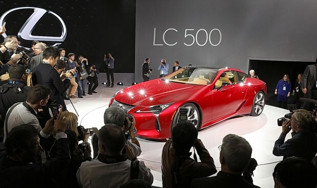 Lexus LC 500 world debut at 2016 NAIAS in Detroit