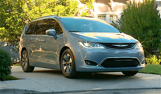 2017-chrysler-pacifica-ev-minivan