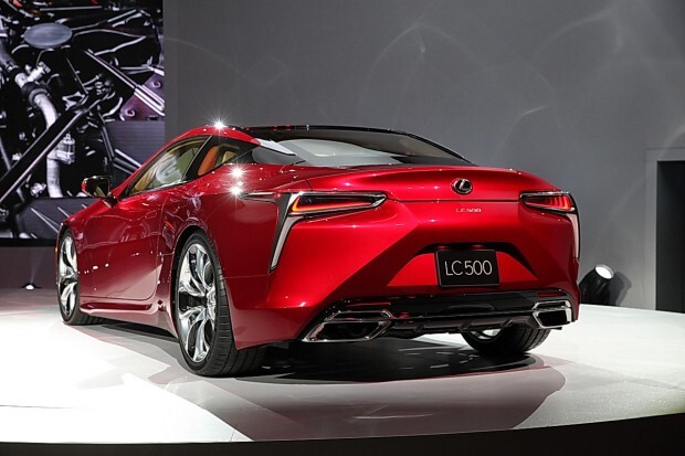 Lexus LC 500 at 2016 NAIAS in Detroit