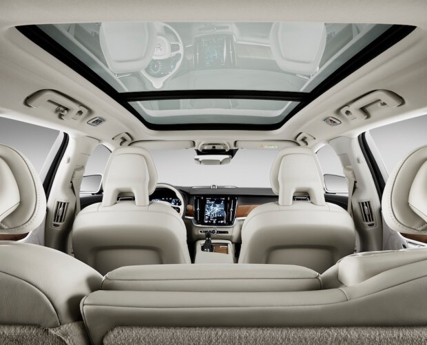 Volvo V90 Studio Interior